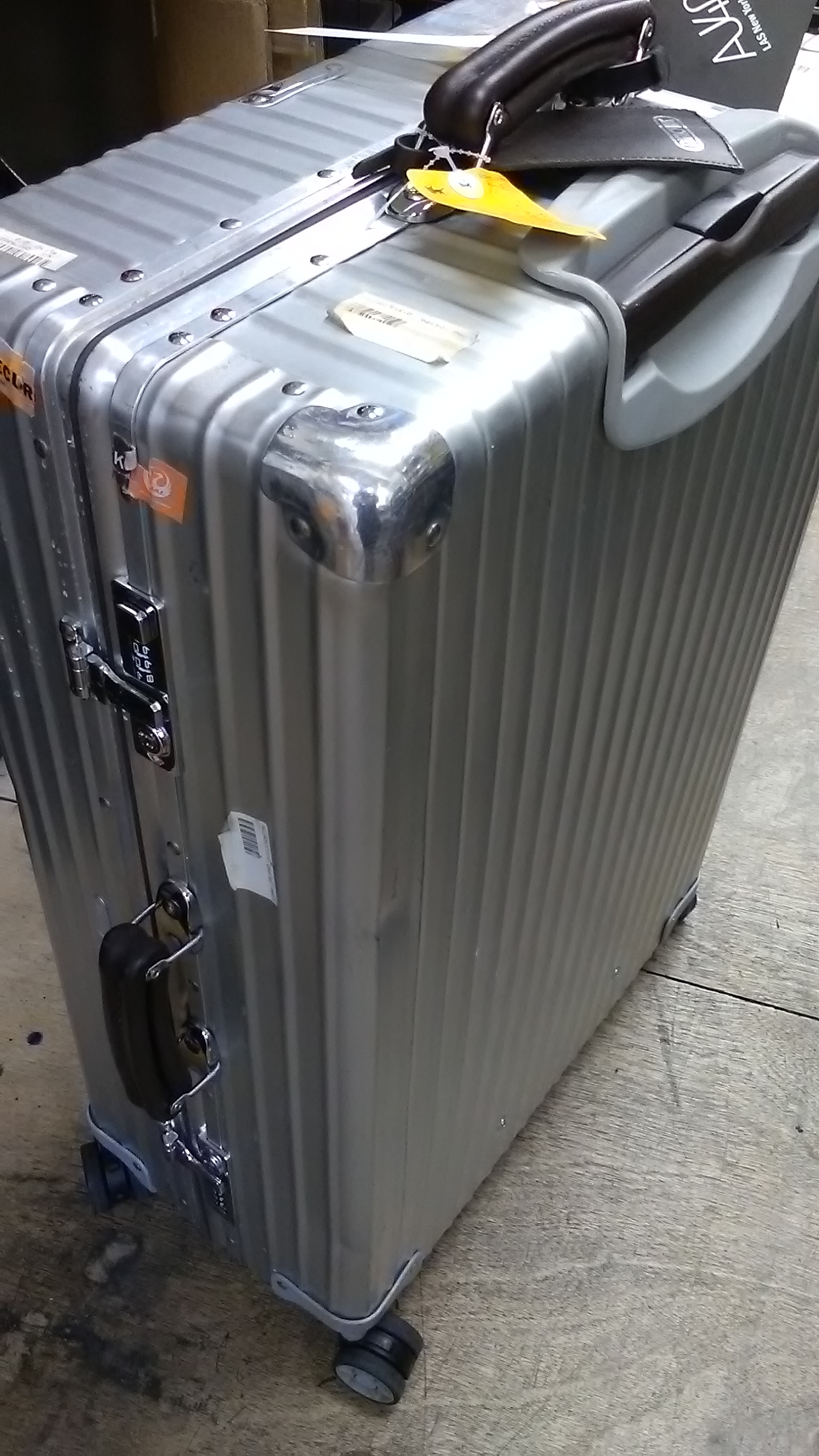 RIMOWA リモワ 】クラシックフライト機内持込可97652 - 旅行用バッグ ...