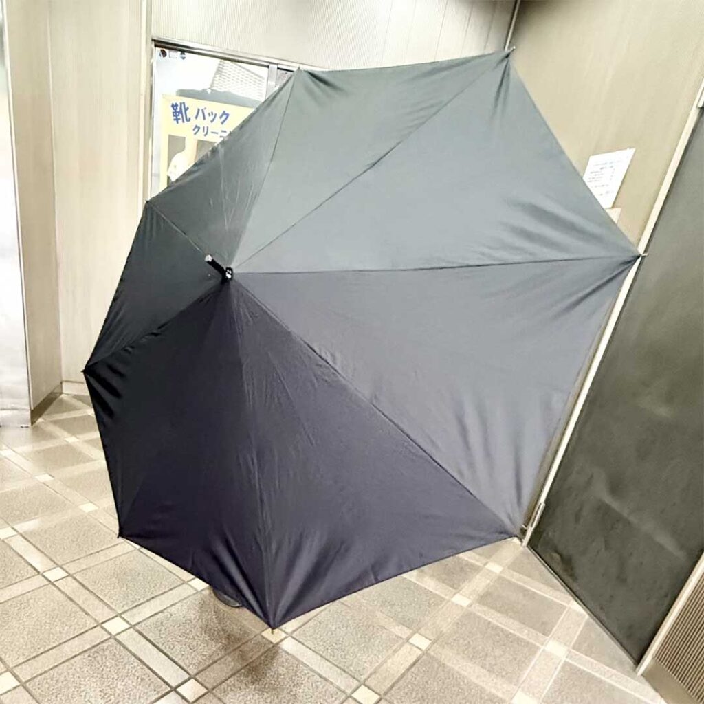 逆さ傘の骨交換修理