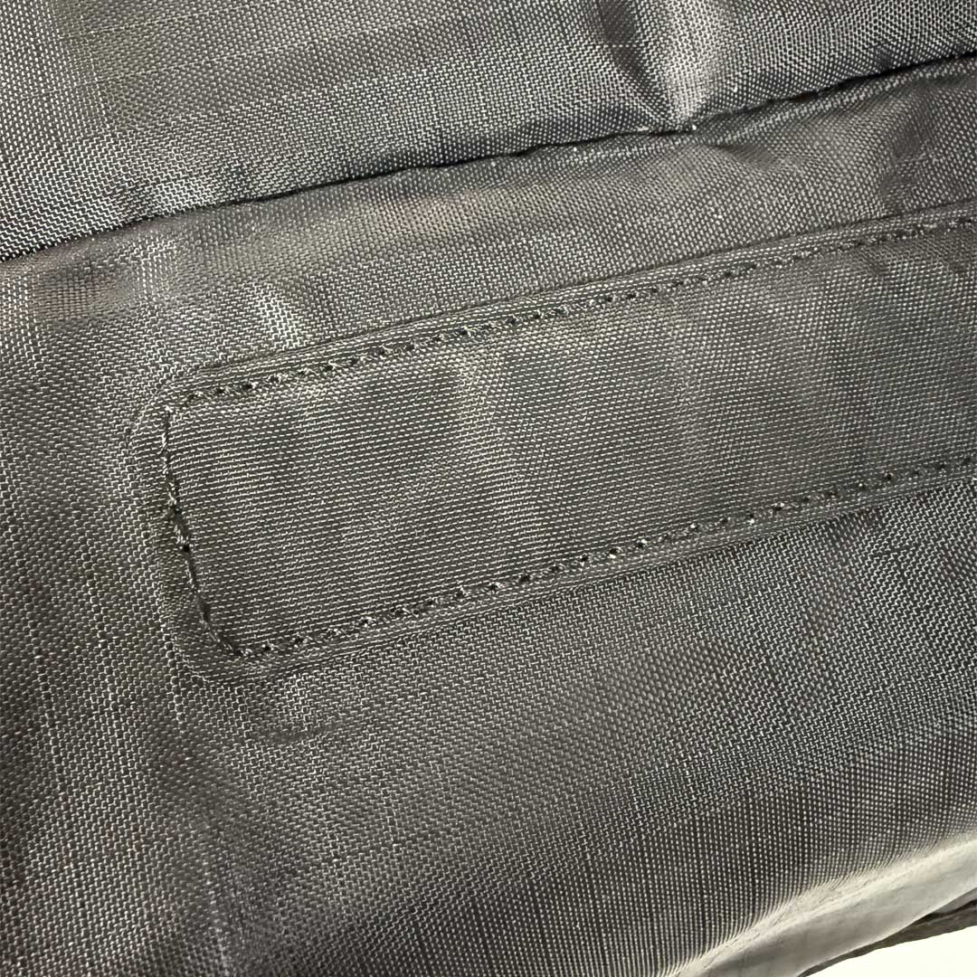 コールマン製リュックキャリー　ミシン刺し