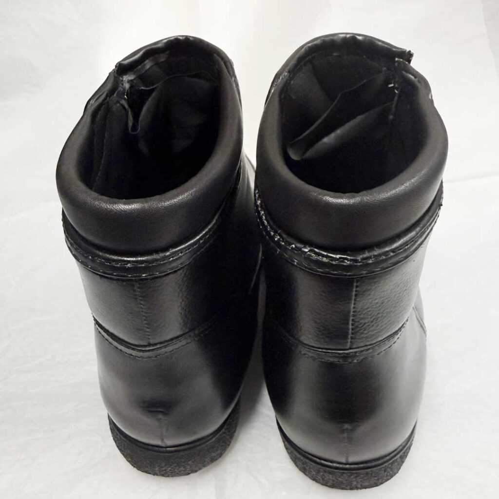 ショートブーツの履き口革交換
