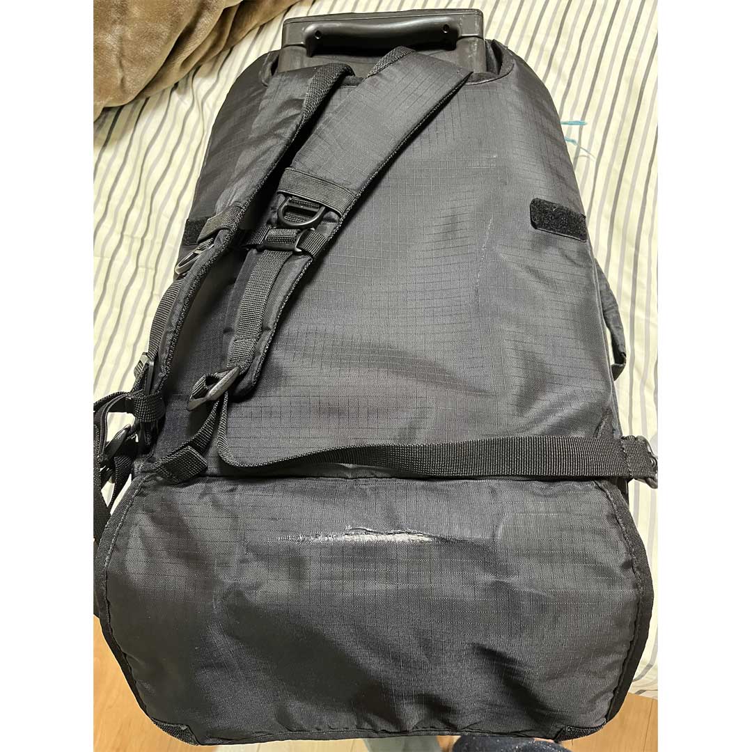 コールマン製リュックキャリー　ミシン刺し